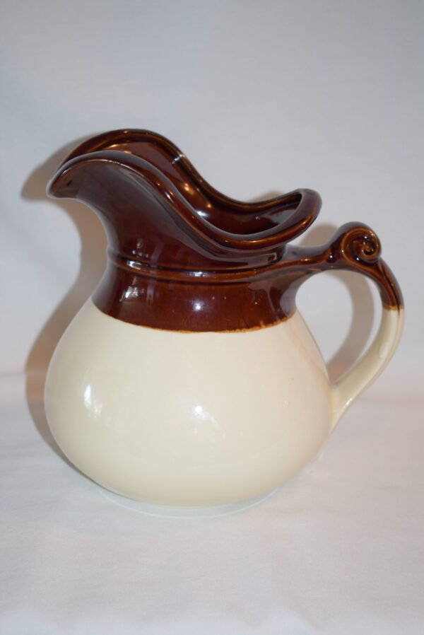 Vintage McCoy Large Farmhouse Pitcher Brown and Cream Ruffle Rim 7515 READ