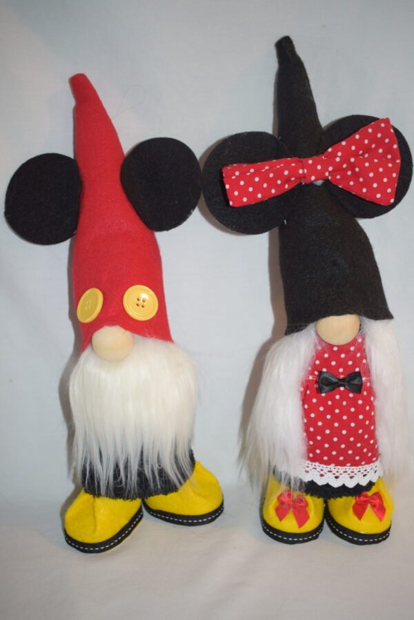 Our Daily Gnome Crafts Felt Minnie Mouse and Mickey Mouse Figures