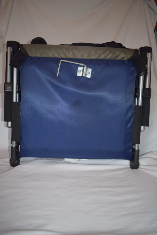 Northern Designs Blue Folding Padded Stadium Arm Chair Carry Strap 4 Pockets - Image 4