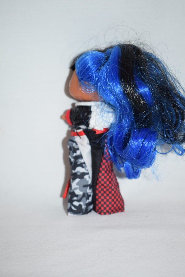 LOL Surprise DownTown Doll with Blue Hair Tall Boots - Image 3