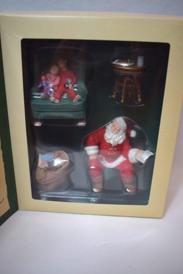 VTG Hallmark 2002 Keepsake Ornaments Santa's Big Night in Original Box - Image 2