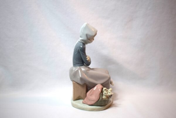 Vintage Lladro # 1267 Duck Seller Girl Duck Ducklings EUC No Box - Image 4