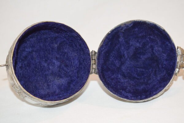 Vintage Ornate Hinged Silvertone Blue Stone Round Trinket Box - Image 6