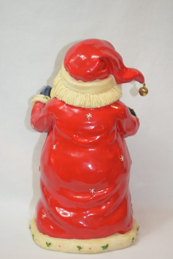 Vintage Resin 11 Inch Santa Claus Figure Holding Lantern and Wreath - Image 3