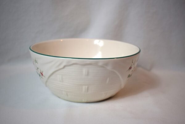 Vintage Pfaltzgraff Winterberry Embossed Basket Serving Bowl - Image 2