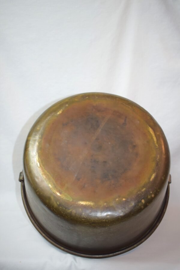Large Unmarked Rustic Brass Pot Bucket Basket With Iron Handle - Image 6