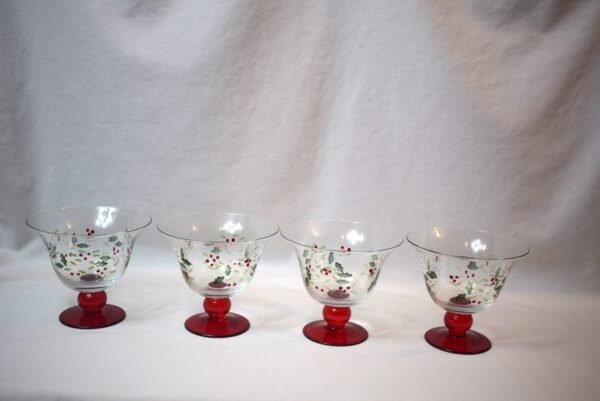 Vintage Set of 4 Pfaltzgraff Hand Painted Winterberry Footed Dessert Bowls - Image 2