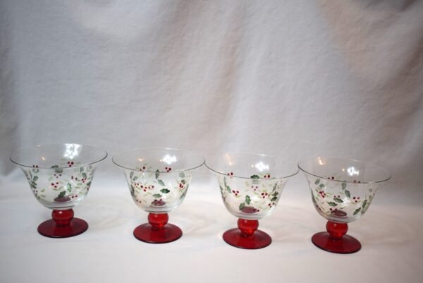 Vintage Set of 4 Pfaltzgraff Hand Painted Winterberry Footed Dessert Bowls - Image 3