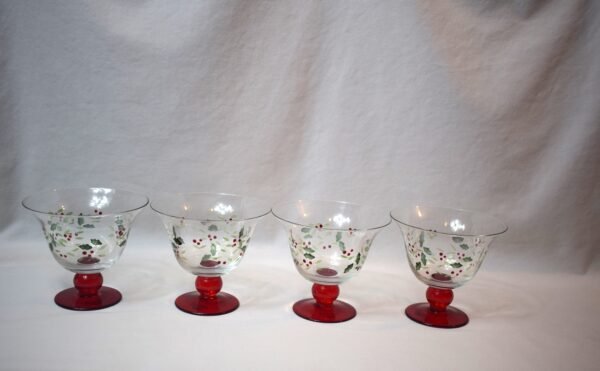 Vintage Set of 4 Pfaltzgraff Hand Painted Winterberry Footed Dessert Bowls - Image 4