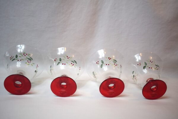 Vintage Set of 4 Pfaltzgraff Hand Painted Winterberry Footed Dessert Bowls - Image 5