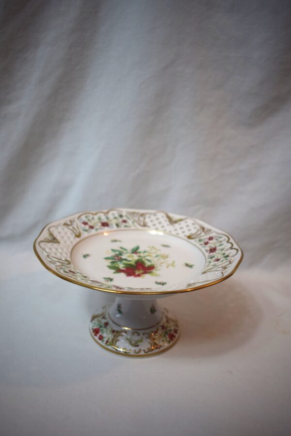 Vintage Oscar de la Renta Reticulated Poinsettia Cake Stand Plate - Image 3