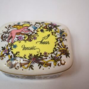 Vintage 1983 Franklin Porcelain Kate Lloyd Jones I Hear Music Music Box