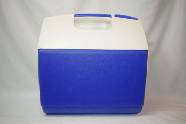 Vintage Igloo Playmate Elite Cooler Blue 16 QT Holds A Whole Case - Image 3