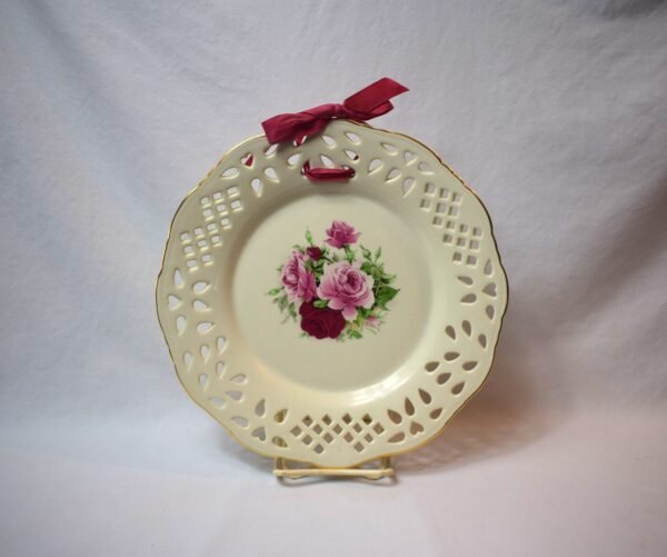 Vintage Formalities By Baum Bros Victorian Roses Round Reticulated Platter