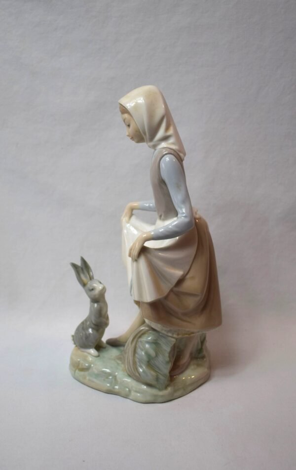 Vintage Lladro Rabbit's Food Girl Feeding Rabbit Retired #4826 Spain No Box - Image 4