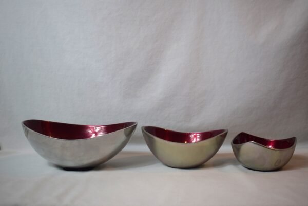 Set of 3 Vintage Metal and Red Enamel Bowls Set of 3 - Image 3