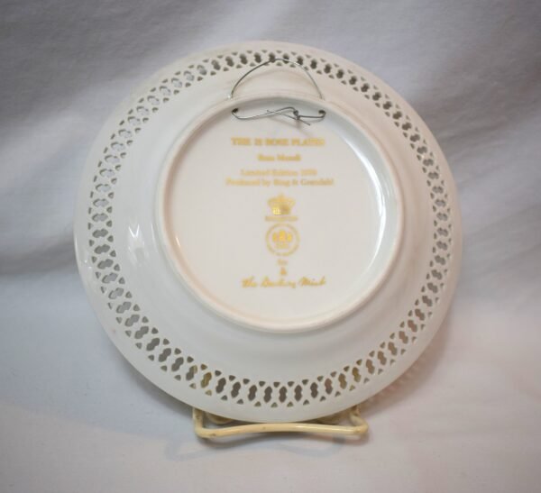 Vintage 1979 Danbury Mint 12 Roses Plate Rosa Mundi Rose - Image 2
