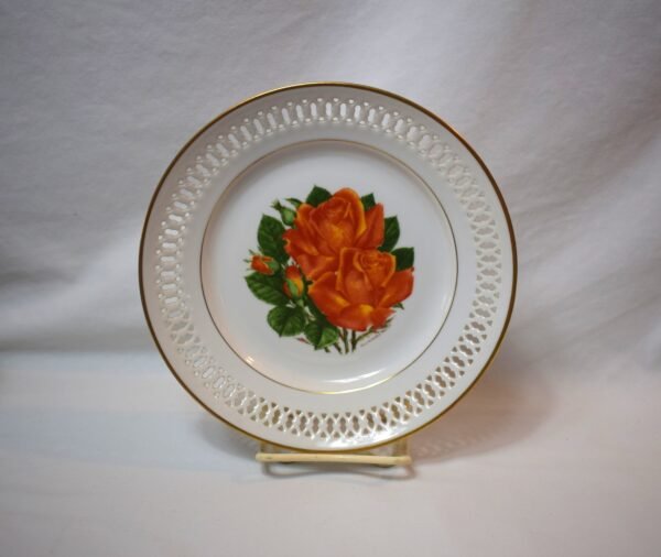 Vintage 1979 Danbury Mint 12 Roses Plate Tropicana Rose