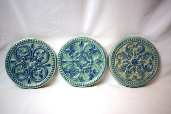 Vintage Set of 3 Decorative Ceramic Round Wall Mount Tiles Trivets Aqua Blue
