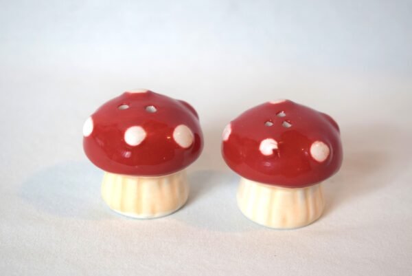 Vintage Ceramic Red and White Mushroom Salt and Pepper Set - Image 3