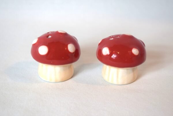 Vintage Ceramic Red and White Mushroom Salt and Pepper Set - Image 4