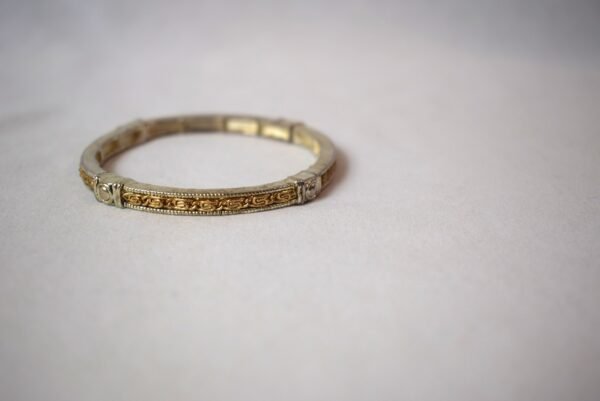 SilverTone Ornate Design  GoldTone Wire Stretch Bangle Bracelet - Image 2