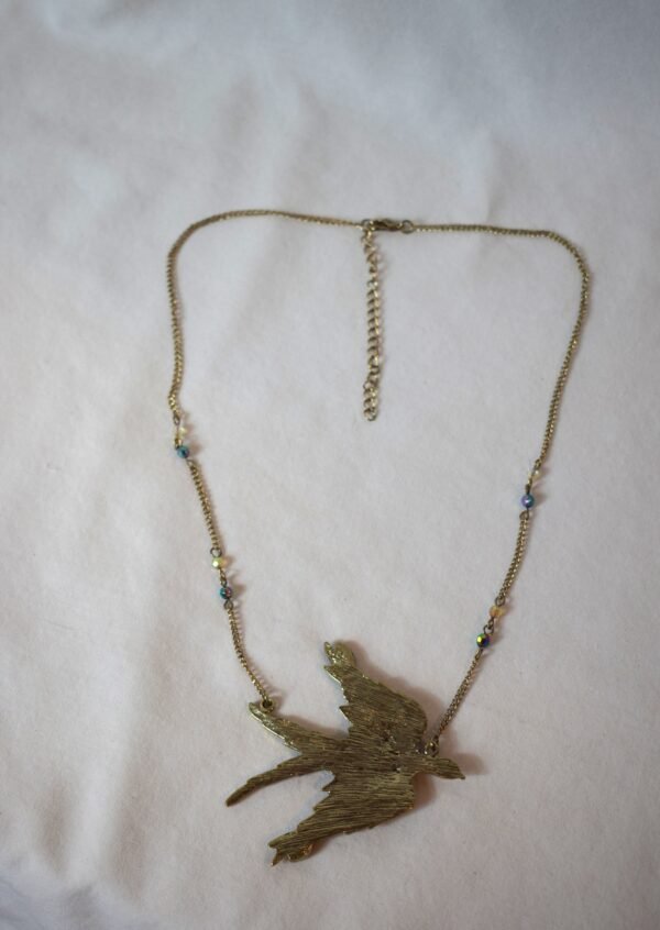 Vintage GoldTone Rhinestone Large Bird Pendant Fashion Necklace - Image 2