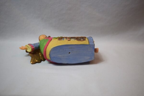 Vintage Resin Nativity Angel North Star - Image 5