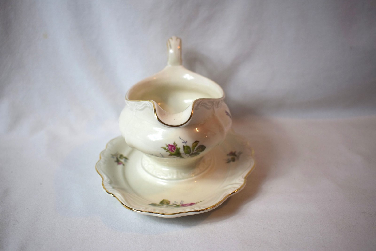 Vintage Rosenthal Germany Pompadour V Moss Rose Gravy Boat With Underplate - Image 2