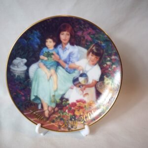 Vintage Avon 2001 Blossoms Of Love Mother's Day Plate